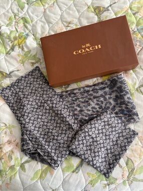 Rare Coach Silver Sequins Ocelot Leopard Signature Oblong Scarf Evening Wrap